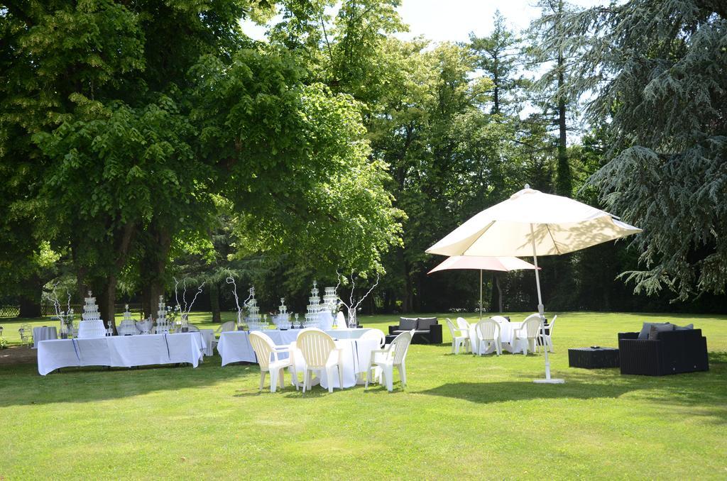 Domaine De La Ferriere Hotel Chateaubriant Exterior photo